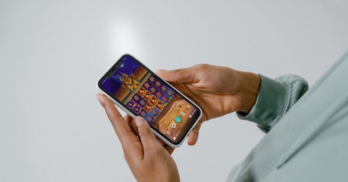 Dễ dàng chơi Nổ Hũ SV66 trên smartphone